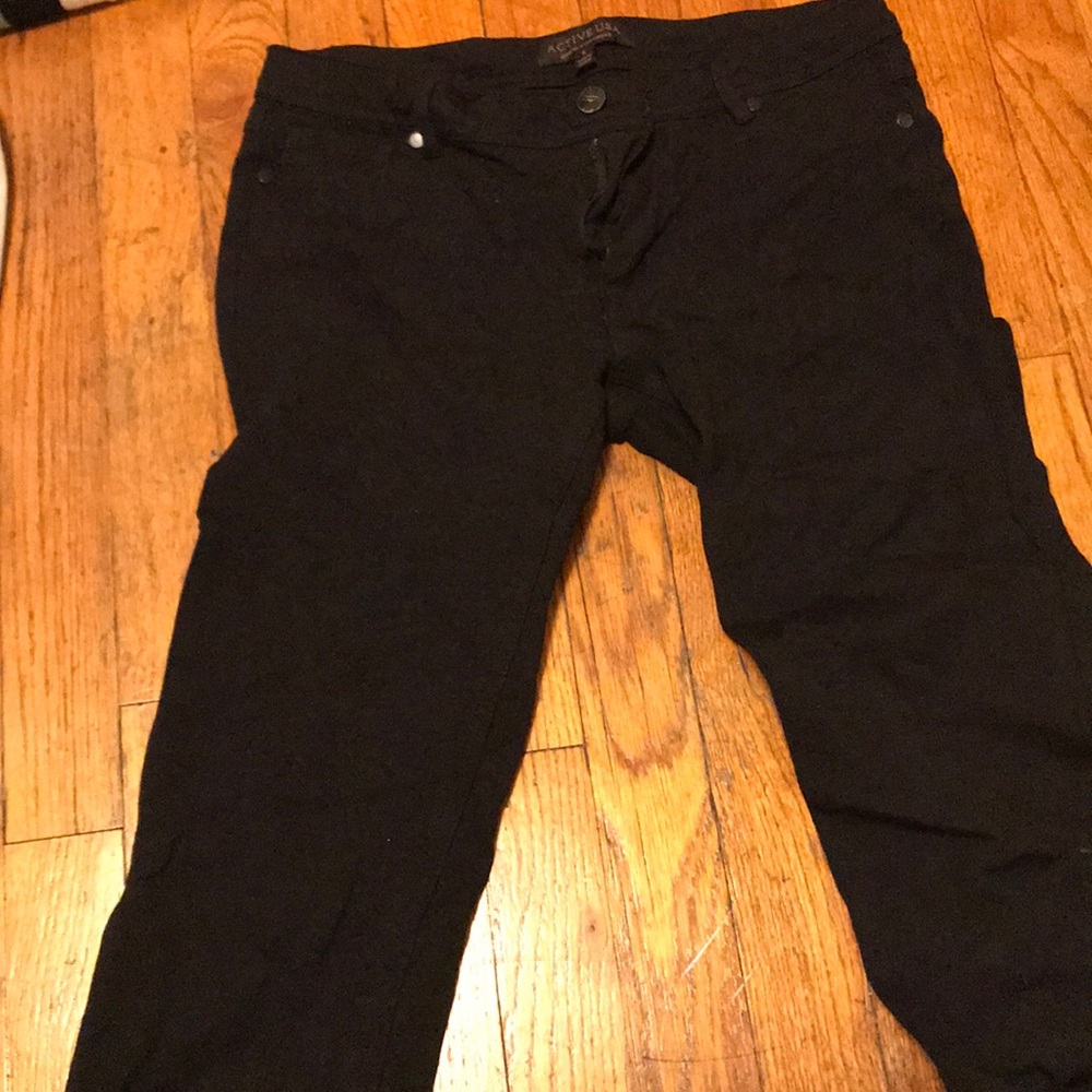 BLACK JEGGINGS